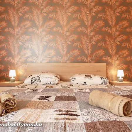 937 - Elso Emeleti Klimas, Ket Haloszobas Vizkozeli Apartman Balatonoszod