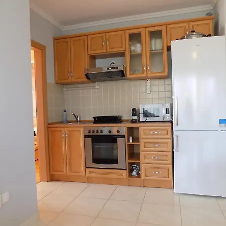 937 - Elso Emeleti Klimas, Ket Haloszobas Vizkozeli Apartman Balatonoszod